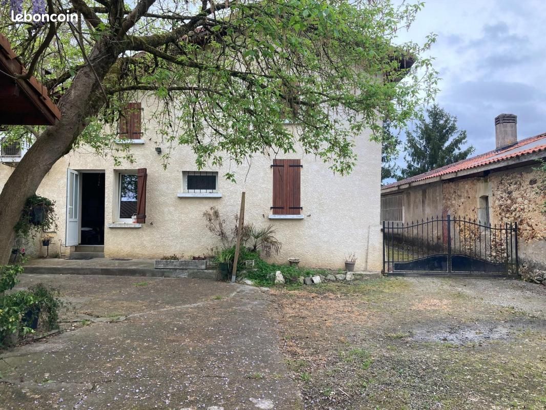 Maison 4 pièces 119 m² · à Bastennes · 119 m² · 750 €/mois