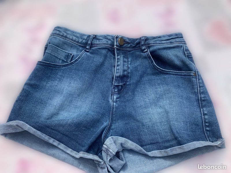 Short En Jean Zara Taille Haute – Bleu Vieilli, Coupe Denim 4 Trous, Taille 4, Plage
