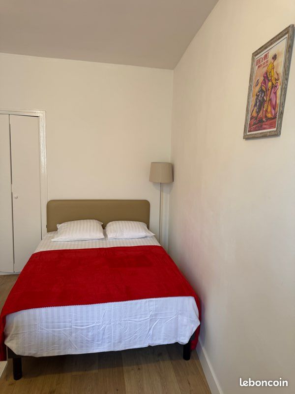 Appartement 1 pièce 27 m² · à Nîmes · 27 m² · 570 €/mois