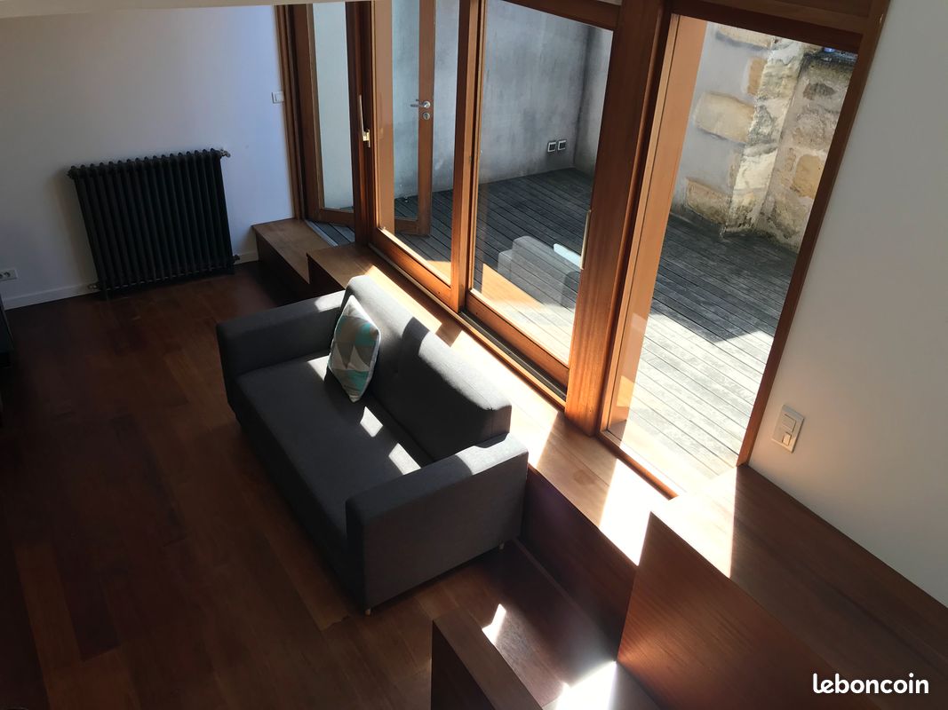 Appartement 4 pièces 100 m² · à Bordeaux · 100 m² · 1 800 €