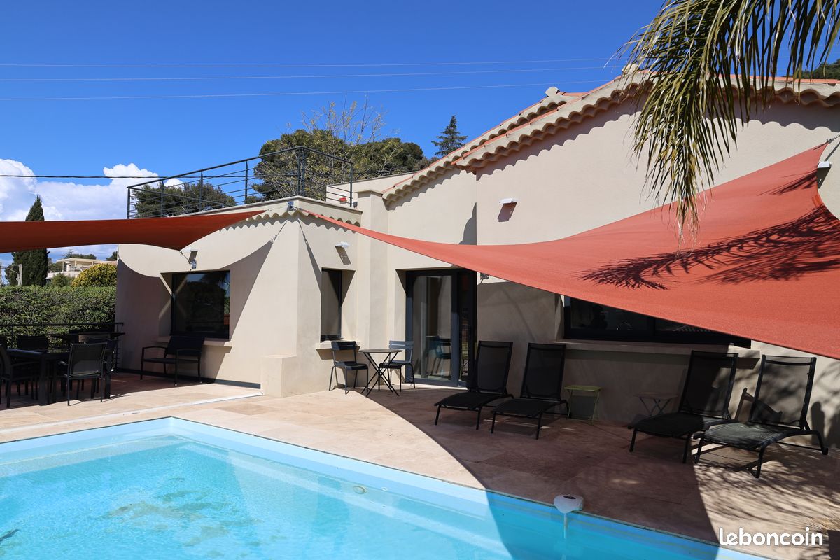 Maison 5 pièces 140 m² · à Carqueiranne · 140 m² · 1 060 000 €