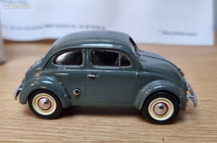 RENAULT 4CV 1947 police Norev scale 1/43 EUR 4,49 - FR