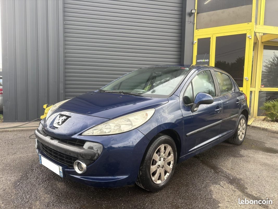 Peugeot 207 1.4 vti 95 premium 2007 (image 1)