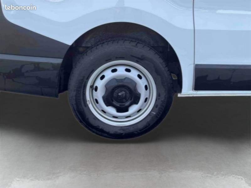 Renault Trafic FGN L1H1 3000 KG BLUE DCI 130 CONFORT (image 13)