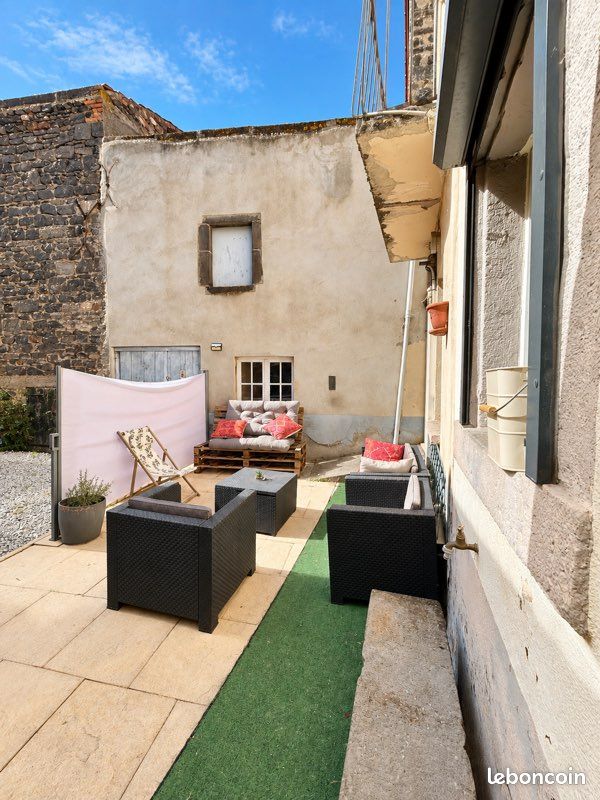 Maison 3 pièces 62 m² · à Mozac · 62 m² · 142 000 €