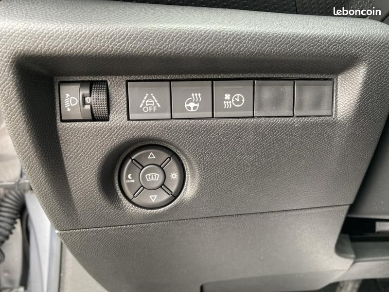 Citroen C4 Moteur électrique 136ch (100 kW) Feel Pack Automatique (image 13)