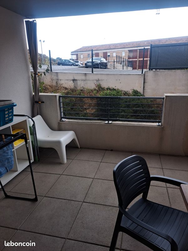 Studio a louer · à Aramon · 530 €/mois