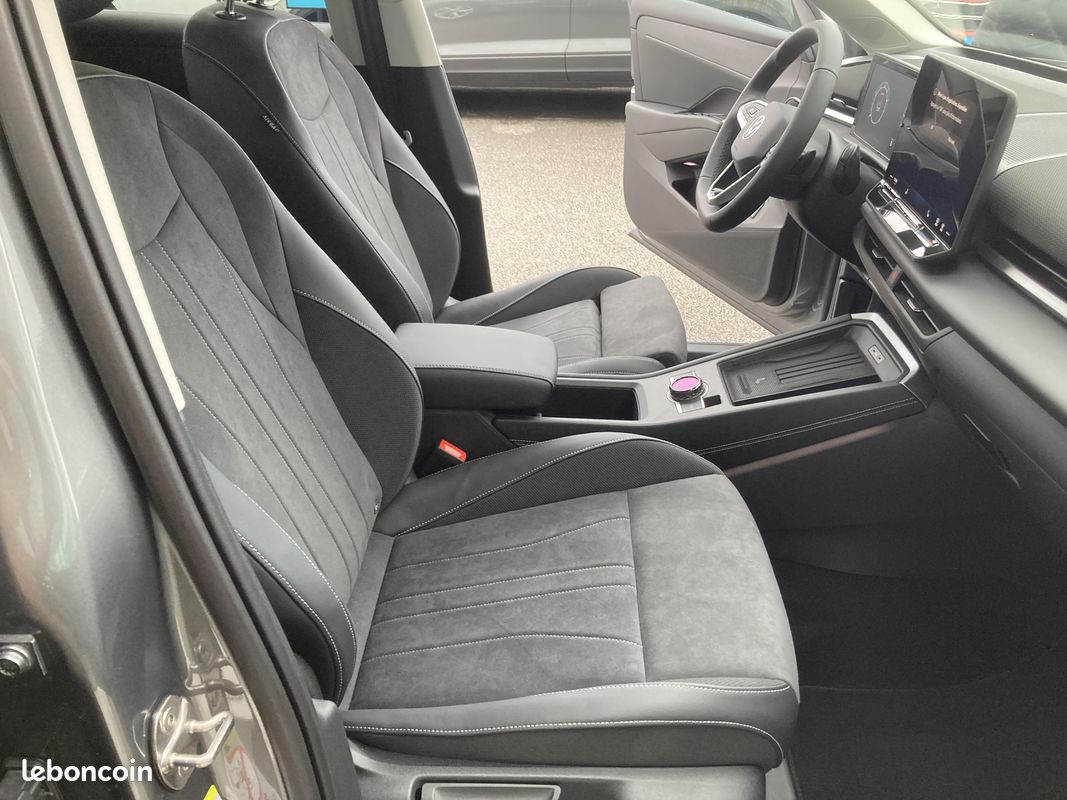 VOLKSWAGEN T-Roc 1.5 eTSI EVO2 Hybrid 150 ch DSG7 Style (image 15)