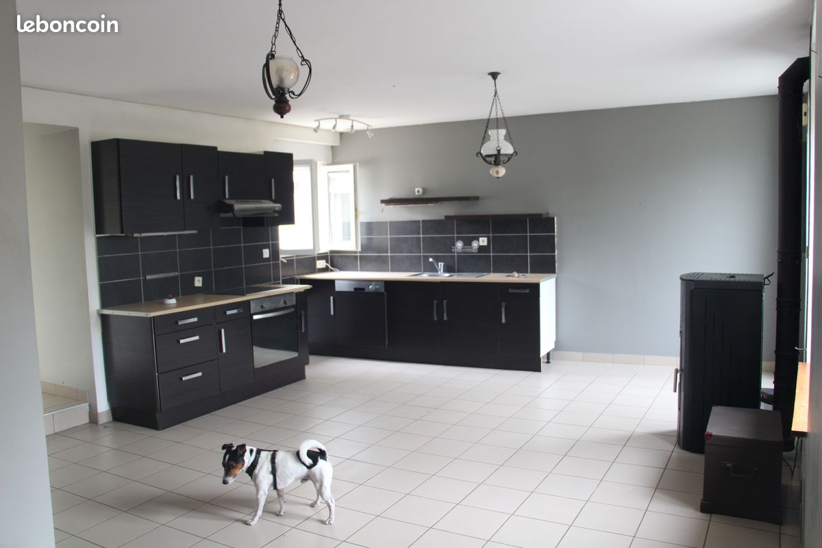 Maison 6 pièces 78 m² · à Val-du-Layon · 78 m² · 165 000 €