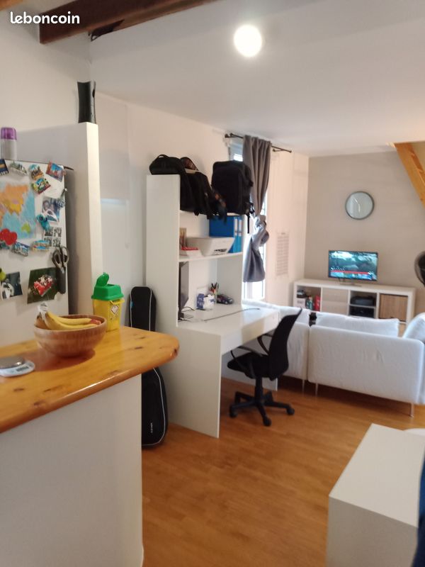 Appartement 1 pièce 30 m² · à Versailles · 30 m² · 840 €