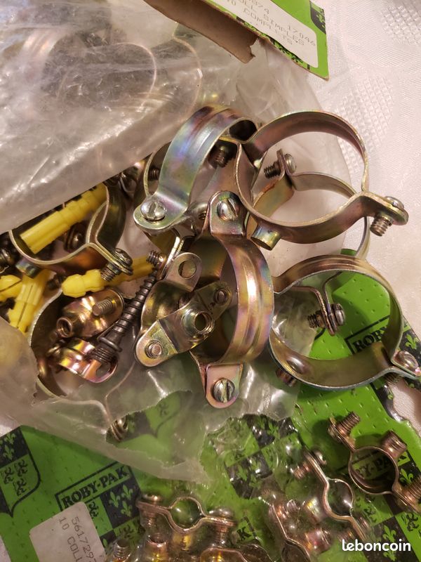 Lot en vrac de colliers de serrage plomberie Roby Pak (image 2)