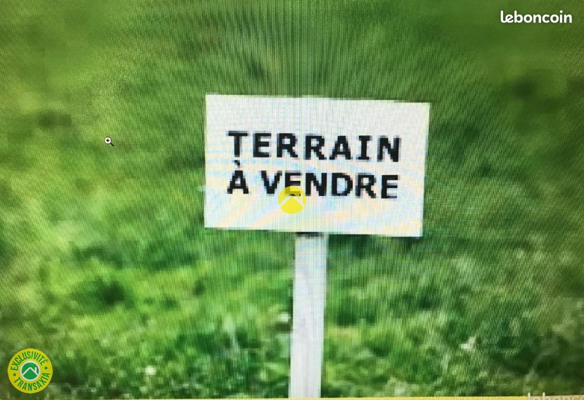 Terrain 262 m² · à Bourges · 262 m² · 28 500 €