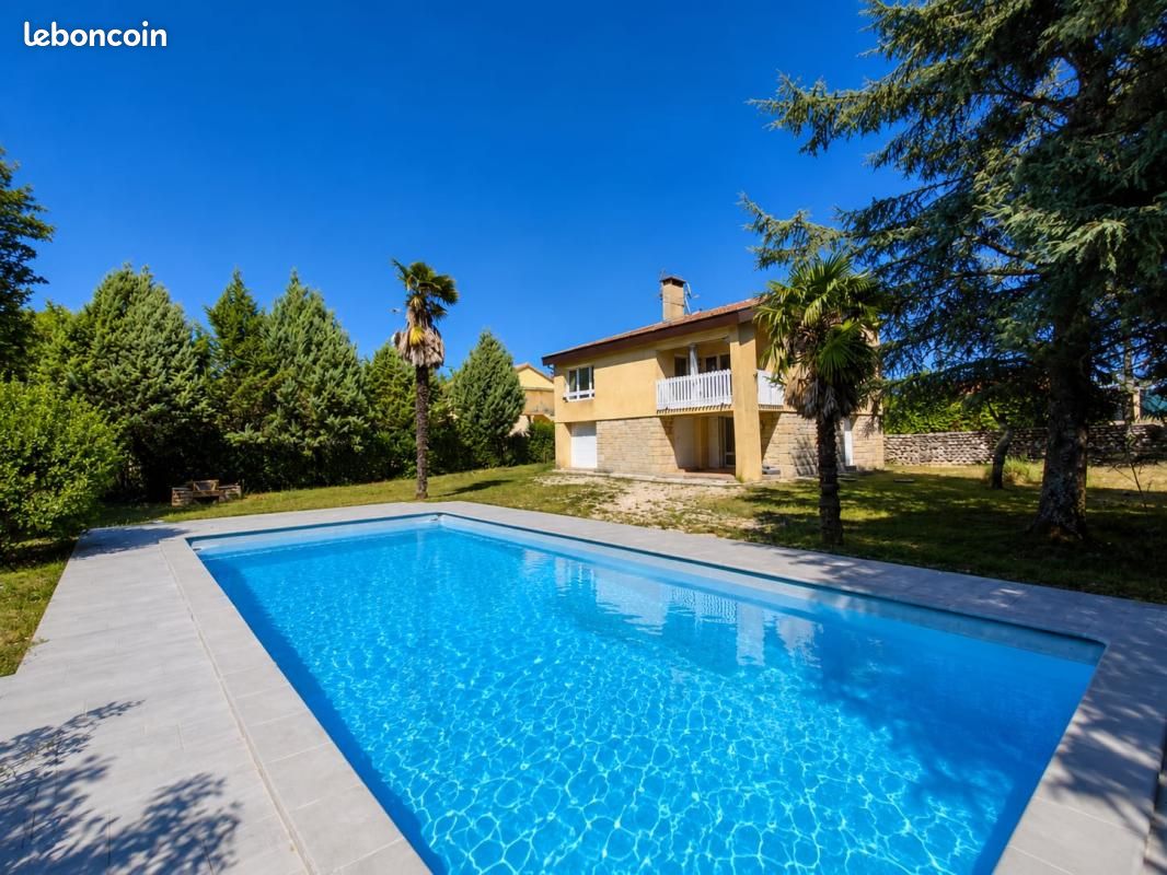 Maison 7 pièces 195 m² · à Aubenas · 195 m² · 395 000 €
