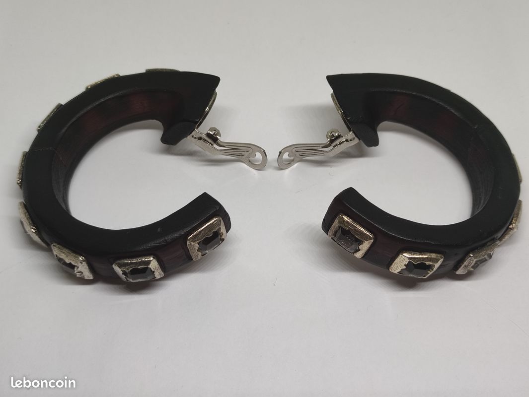 Boucles D'Oreilles Vintage CLAIRE DEVE Paris - Clips, Finition Dorée, Occasion à Nettoyer