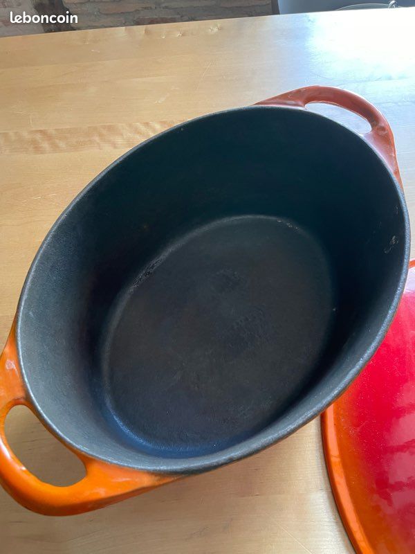 Cocotte en fonte (image 2)