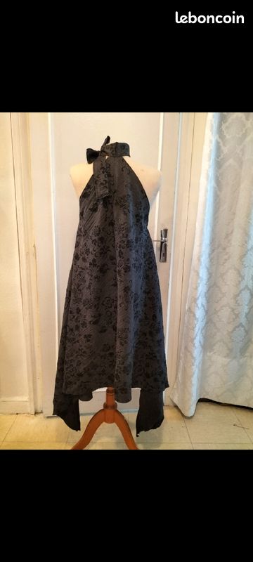Robe - modèle unique - créateur - taille unique - neuve - 30 (image 1)