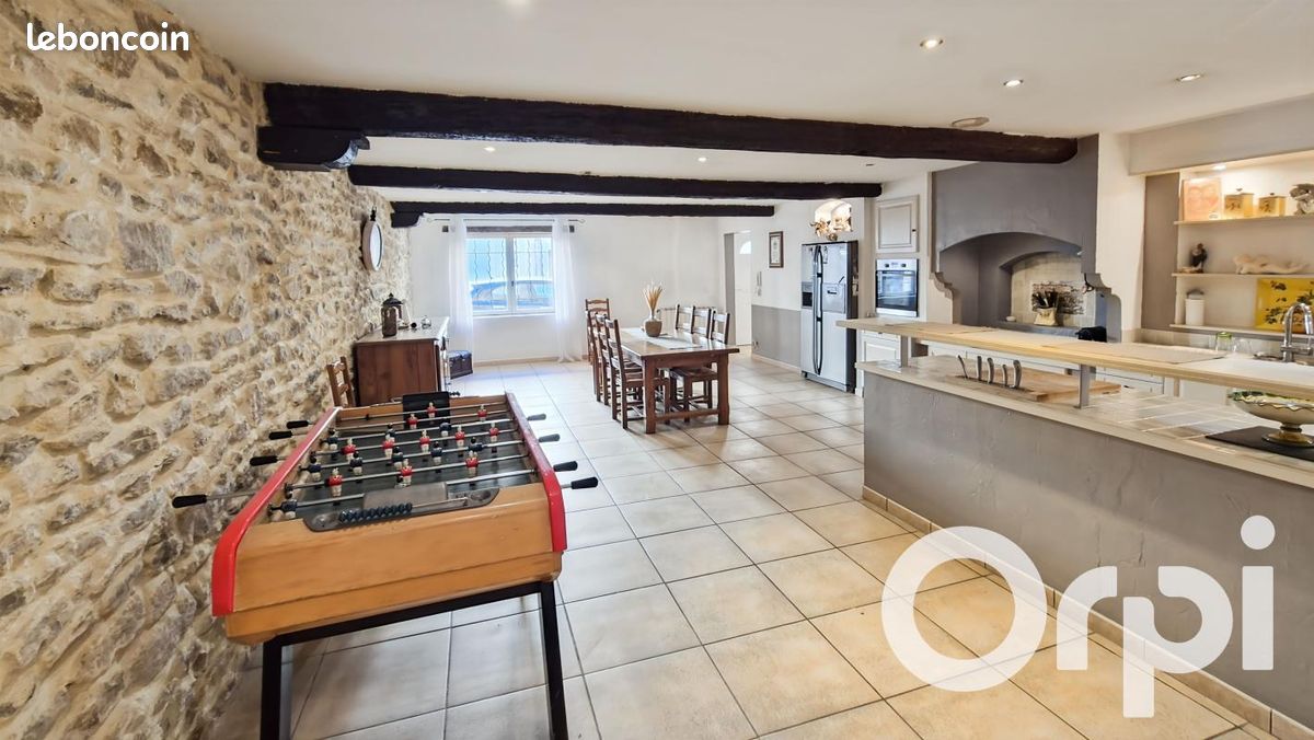 Maison 5 pièces 145 m² · à Pont-Saint-Esprit · 145 m² · 179 000 €