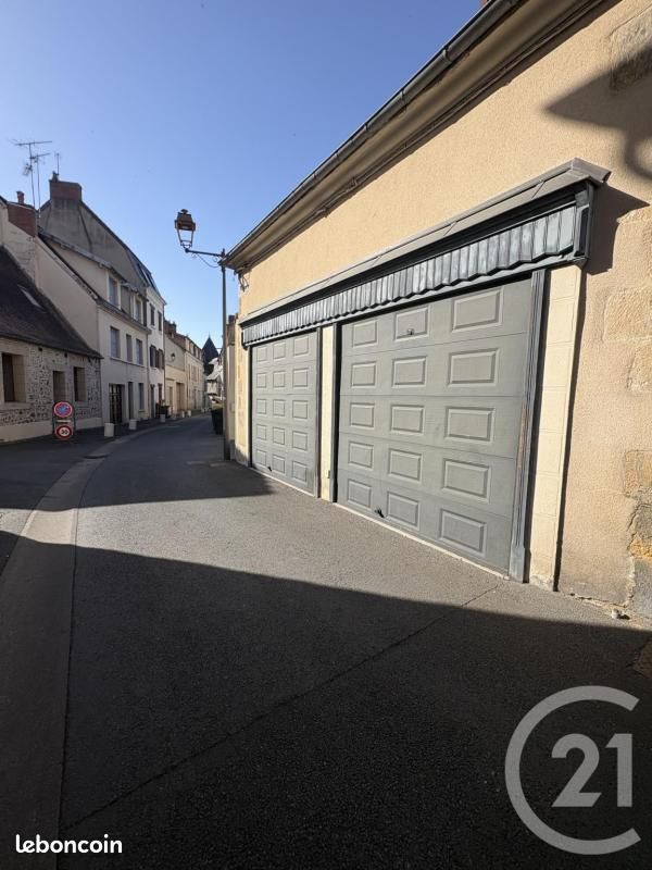 Parking 12 m² · à Montluçon · 12 m² · 60 €