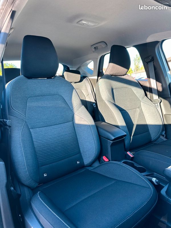 Renault Captur 1,5 BLUEDCI 95CV ENERGY FINITION ZEN GPS R-LINK CARPLAY + BLUETOOTH + CAMERA + KEYLESS (image 4)