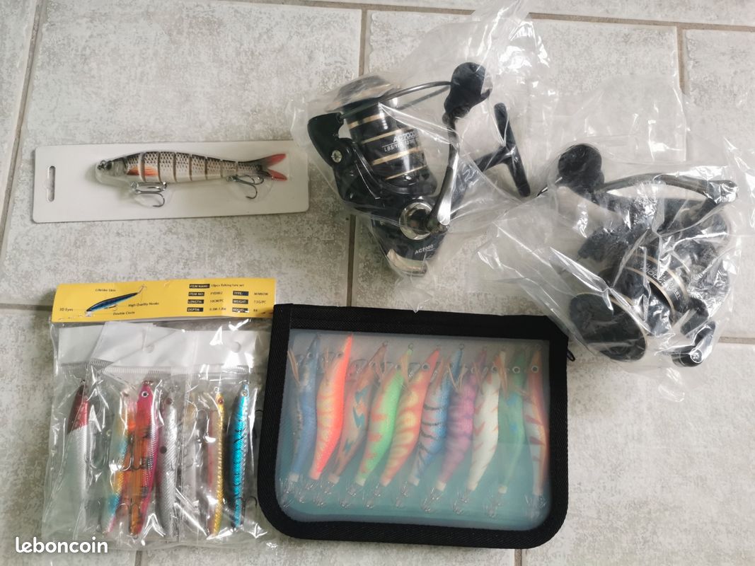 Lot D'appâts De Pêche Souples Type Swimbait En Forme De Poisson - Neufs