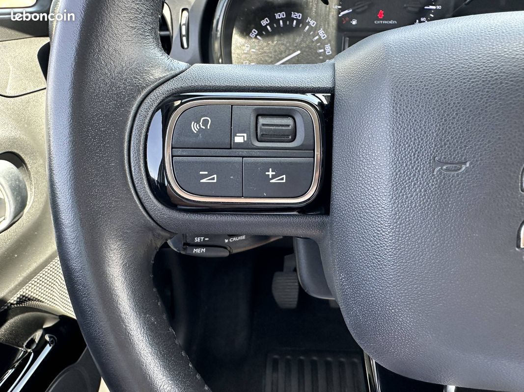 CITROEN C3 PureTech 83 S&S BVM5 Shine (image 17)