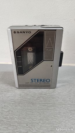Rare presque neuf★ walkman sanyo sportster m-g12. à Vouvray | Clasf