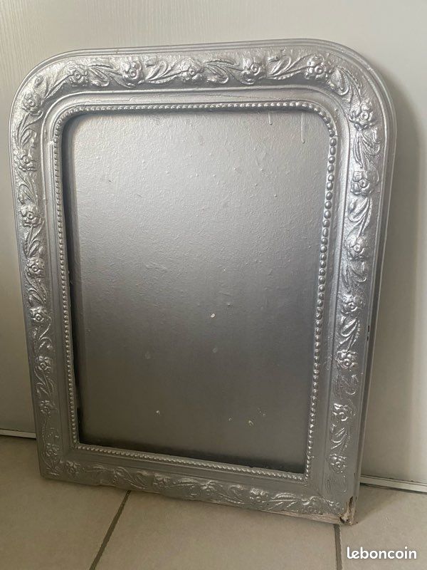 Contour de miroir ancien (image 1)