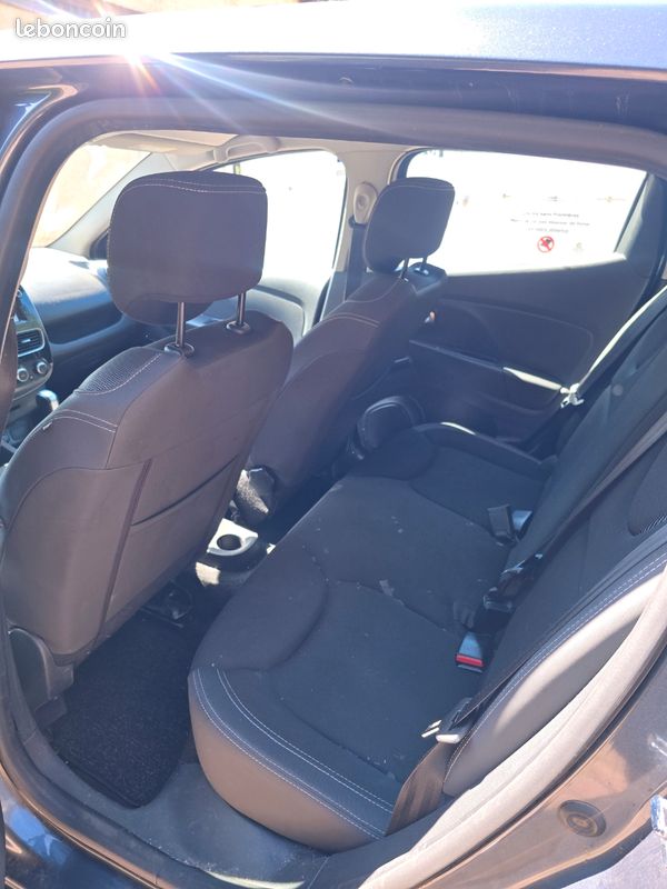 Renault clio 4 1.5dci automatique 115000klm 2018 (image 4)