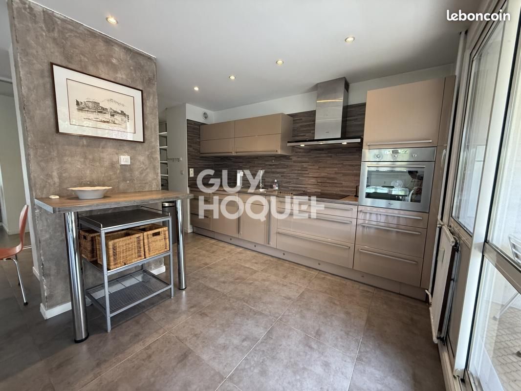 Appartement 4 pièces 81 m² · à Échirolles · 81 m² · 995 €/mois