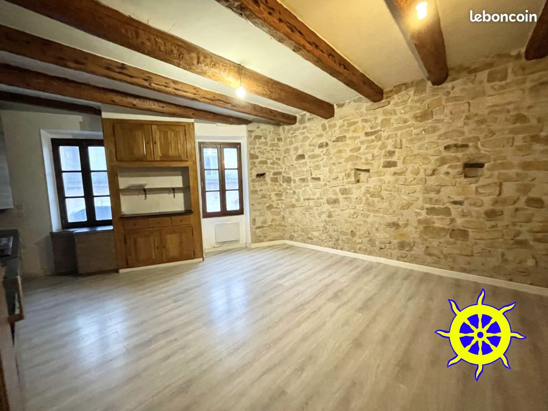 Appartement 4 pièces 77 m² · à Sigean · 77 m² · 750 €