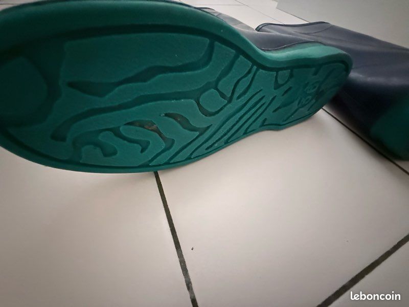 Bottes de pluie ou de bord de mer bleu marine et vert pointure 36 marque Splatch (image 6)
