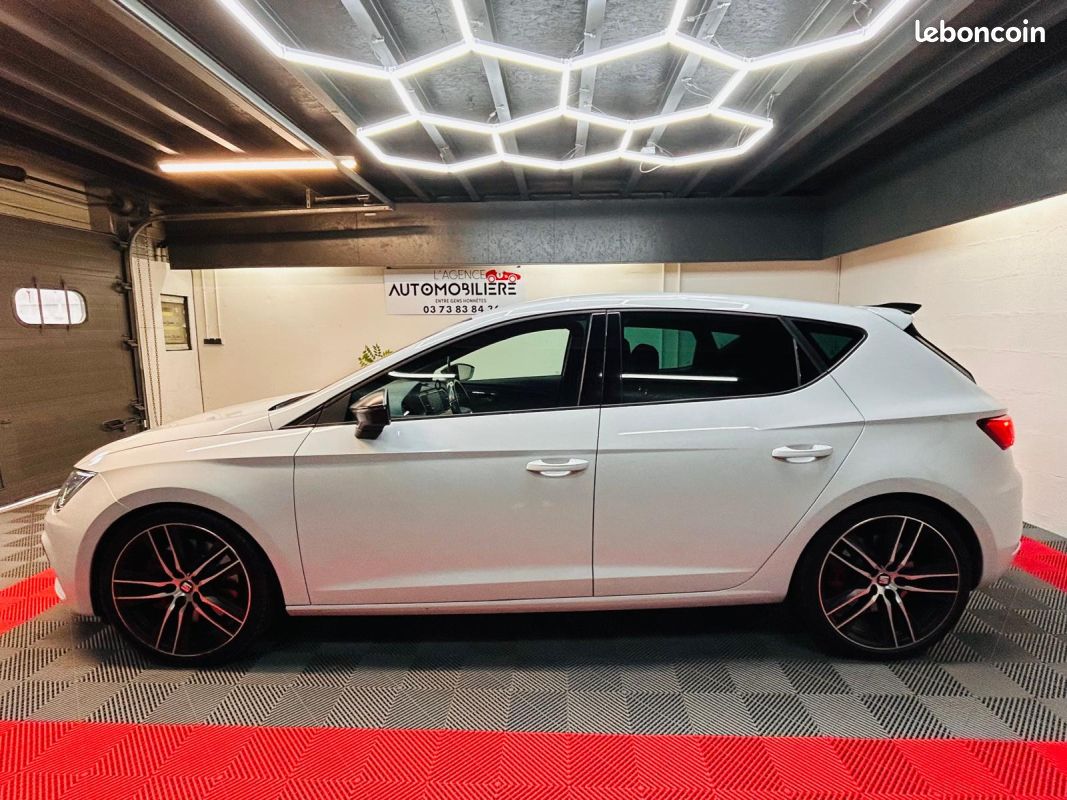 SEAT Leon Cupra 300 Phase 2 – 2.0 TSI 300 – Beats Audio – Garantie Cessible (image 8)