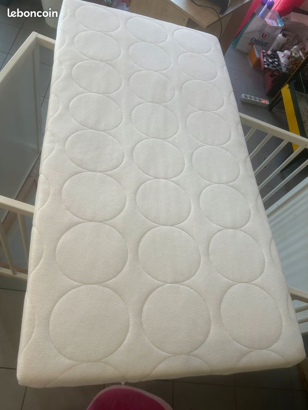 Matelas IKEA 60X120 (image 1)