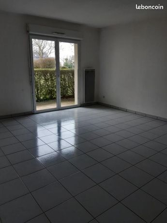 https://img.leboncoin.fr/api/v1/lbcpb1/images/3b/52/55/3b5255a5c8be89cf9e06fd6e32533de20ad5316b.jpg?rule=ad-image