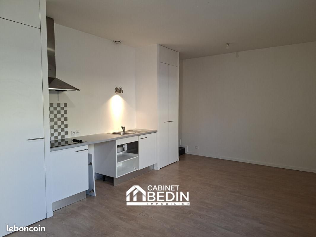 Appartement 1 pièce 27 m² · à Bordeaux · 27 m² · 572 €/mois