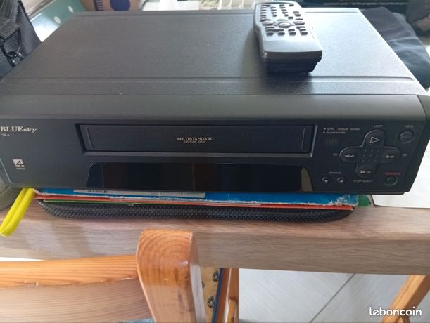 Magnétoscope TARGA VCR-5100 – VHS + Télécommande – Bon état Et Fonctionnel