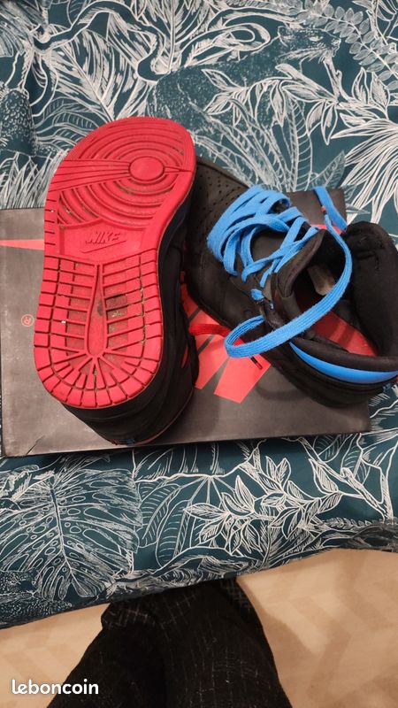 JORDAN 1 quai54 t40 (image 4)