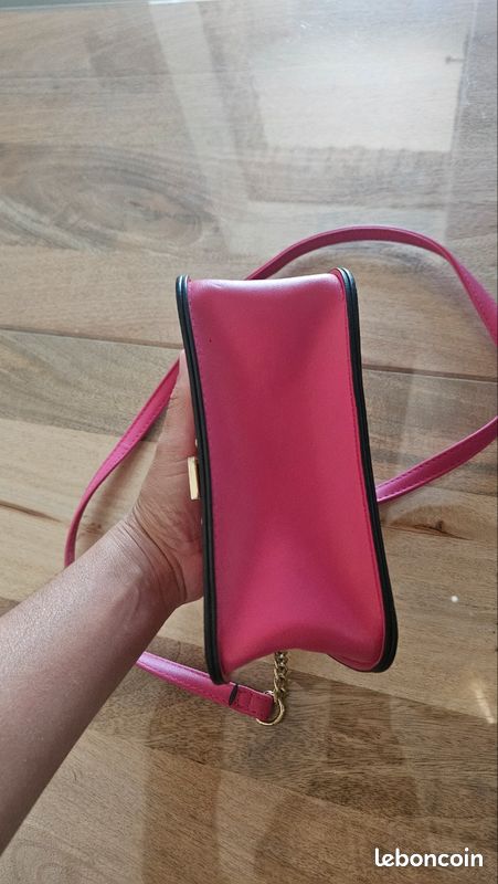 Petit sac bandoulière rose fuchsia - État neuf (image 5)
