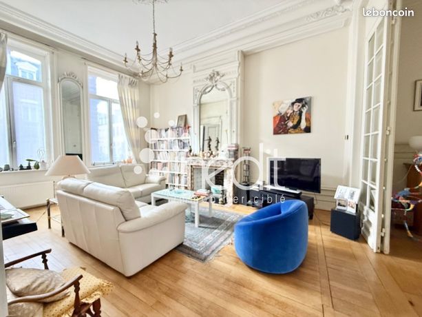 Maison 8 pièces 289 m² — 2