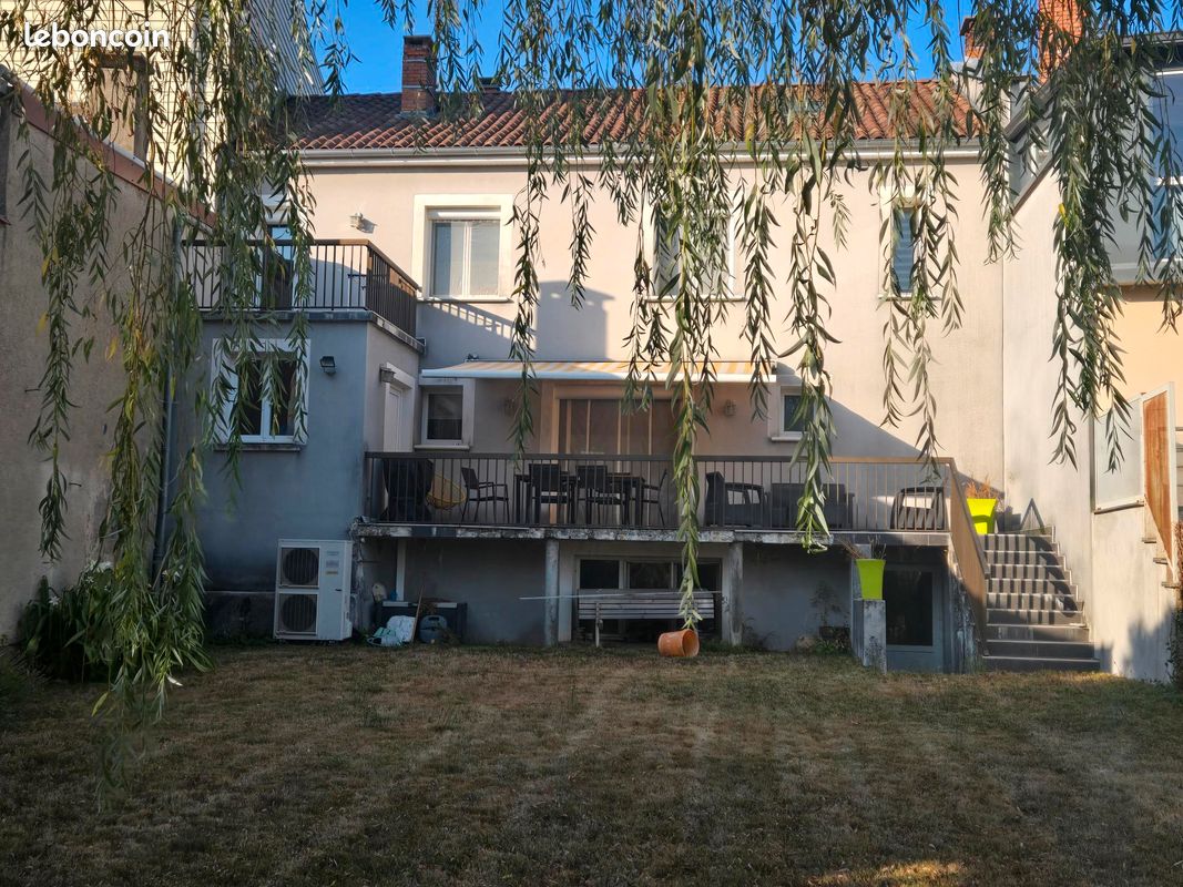 Maison 7 pièces 171 m² · à Alban · 171 m² · 220 000 €