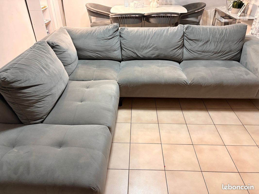 Canape d’angle +table a manger 6 place eg 4 chaise (image 2)