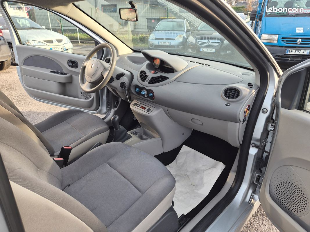 Renault twingo ii 1.5 dci 65 dynamique (image 5)