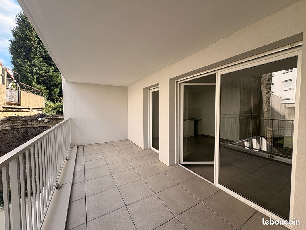 Appartement 1 pièce 32 m² · à Saint-Étienne · 32 m² · 599 €/mois