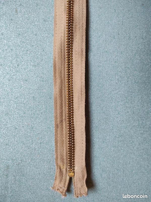 Fermeture éclair métal 48 cm – beige ficelle (image 3)