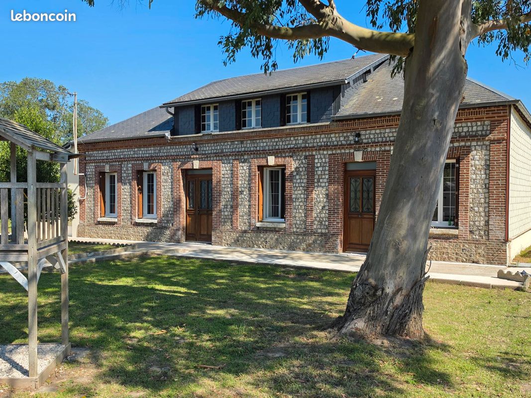 Maison 14 pièces 155 m² · à Fécamp · 155 m² · 272 000 €