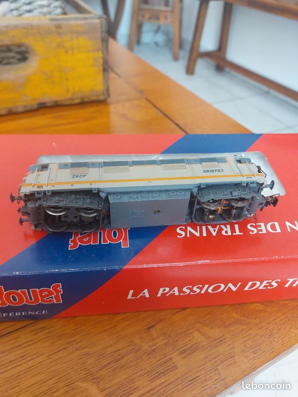 Caisse nue bb26009 jouef hornby hj2024 - Modélisme