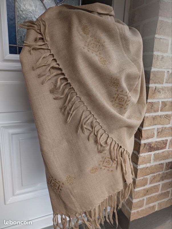 Très belle écharpe Handmade style Berbère Accessoires Bagagerie