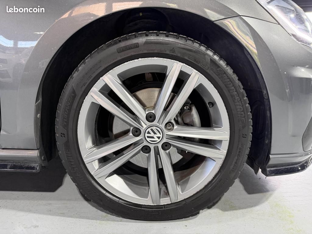 VOLKSWAGEN GOLF 7 2.0 TDI 150 ch DSG 7 R line PHASE 2 (image 29)