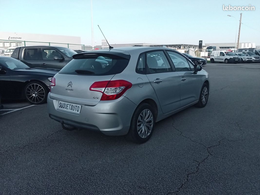 CITROEN C4 C4 HDi 90 / VENTE DESTINÉE UNIQUEMENT A PROFESSIONNEL DE L'AUTOMOBILE (image 6)