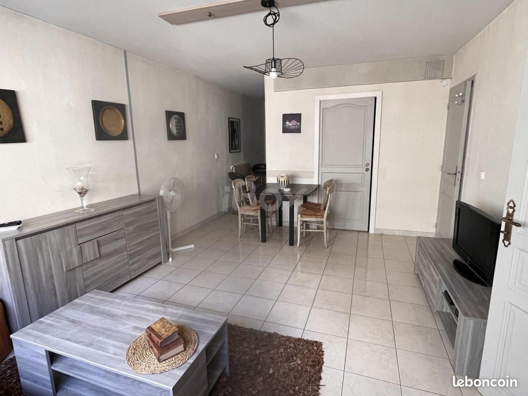 Appartement 2 pièces 45 m² · à Toulon · 45 m² · 900 €/mois